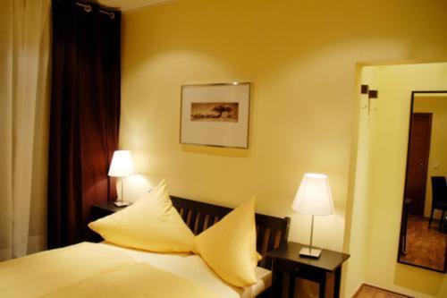 Hotel Akazienhof Дуйсбург Экстерьер фото